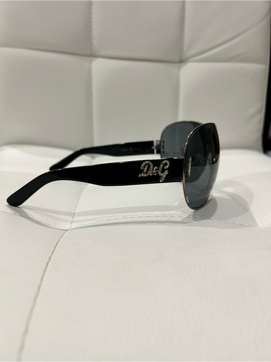 Vintage Dolce & Gabbana D&G shield sunglasses main image 9